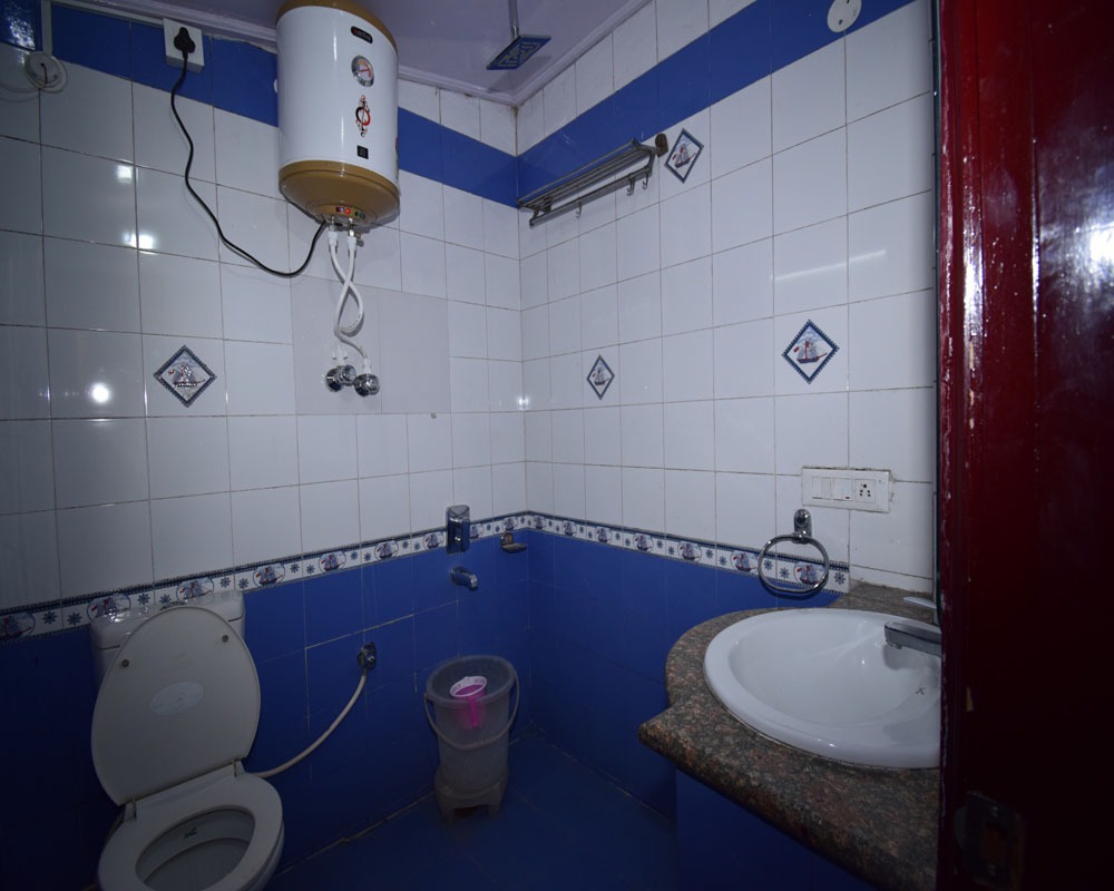 Bathroom4